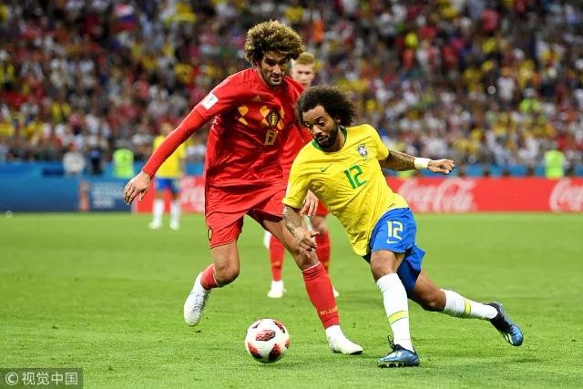 王哲林24+16上海5人上双胜深圳 布莱德索21+11